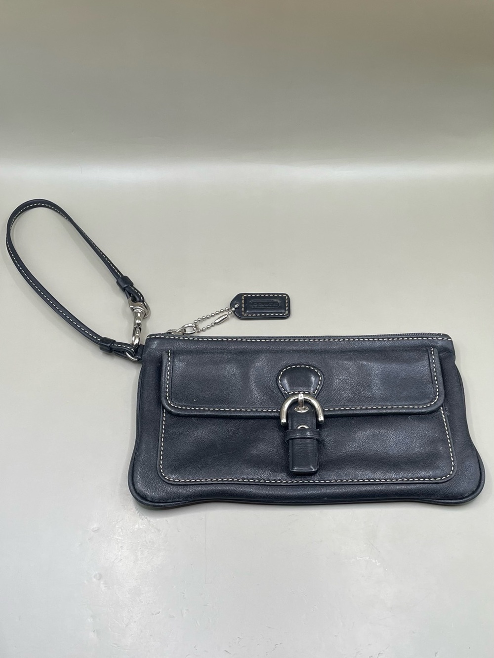 Vintage Coach Soho Buckle Wristlet Bleecker Black Leather Silver Tone FS7156